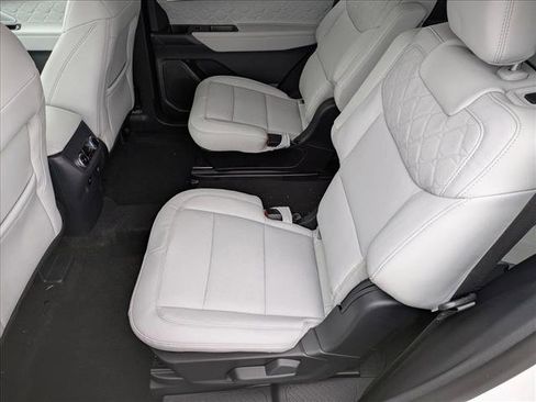New 2026 Ford Explorer Platinum AWD/4WD image 16