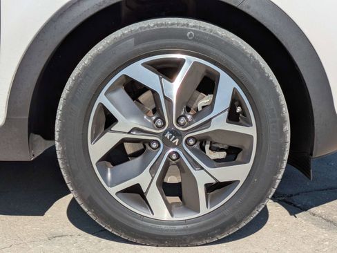 Used 2021 Kia Sportage EX w/ EX Technology Package image 11