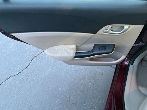 Used 2012 Honda Civic LX image 23