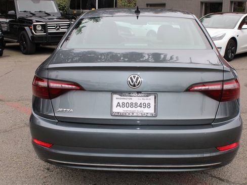Used 2021 Volkswagen Jetta S image 4