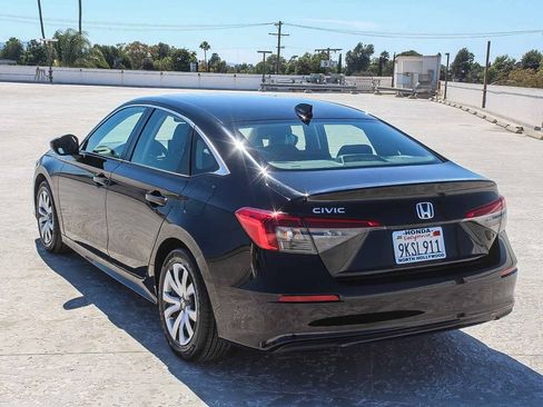 Used 2024 Honda Civic LX image 4