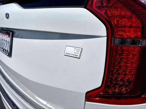 Used 2024 Volvo XC90 T8 Ultimate w/ Protection Package Premier AWD/4WD image 11
