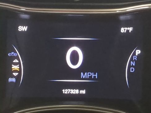Used 2019 Jeep Grand Cherokee Altitude AWD/4WD image 36