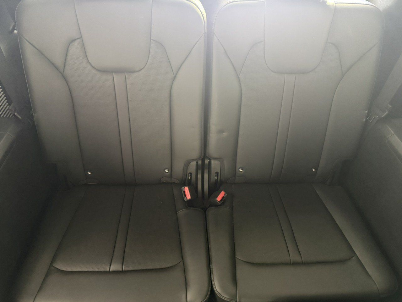 Used 2024 Kia Sorento EX AWD/4WD image 14
