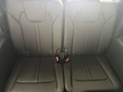 Used 2024 Kia Sorento EX AWD/4WD image 14