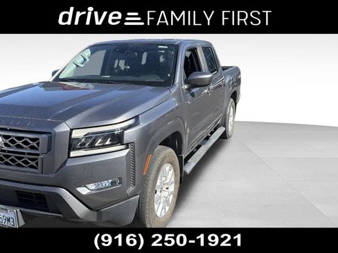 Used 2022 Nissan Frontier SV w/ SV Premium Package RWD image 1