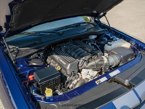 Used 2013 Dodge Challenger SRT8 w/ Harman Kardon Audio Group RWD image 17