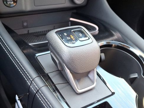 New 2026 Nissan Rogue Platinum w/ Platinum Premium Package image 11