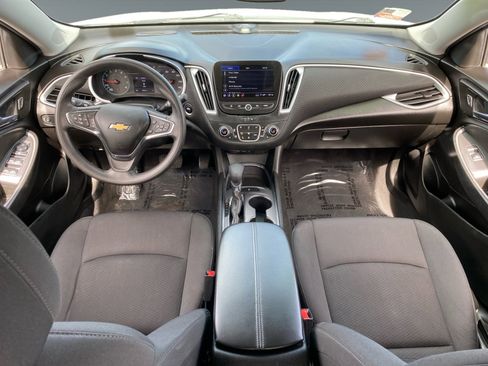 Used 2023 Chevrolet Malibu LT FWD image 10