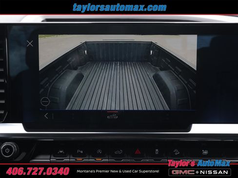 Used 2025 Chevrolet Silverado 1500 High Country w/ Technology Package AWD/4WD image 26