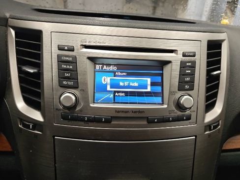 Used 2014 Subaru Outback 2.5i Limited w/ Moonroof Package image 10