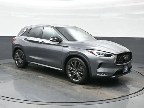 Used 2020 INFINITI QX50 Essential w/ Edition 30 Package image 8