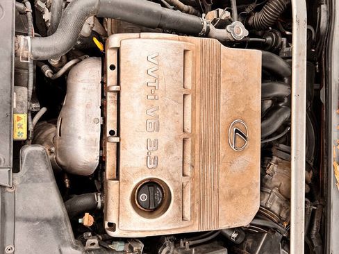 Used 2005 Lexus ES 330 image 24