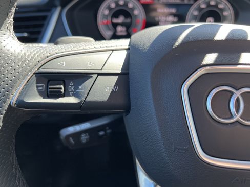 Used 2024 Audi Q5 2.0T Prestige w/ Prestige Package image 19