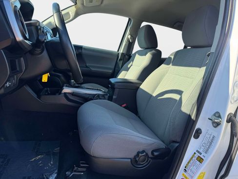 Used 2019 Toyota Tacoma SR5 image 16