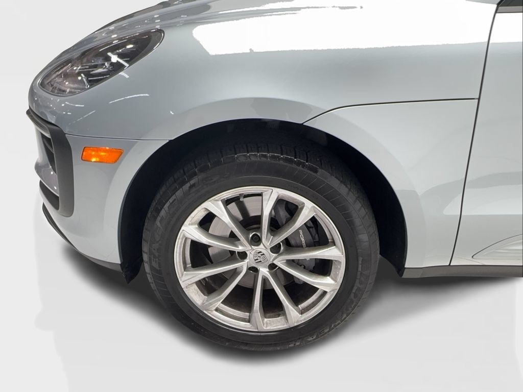 Used 2024 Porsche Macan AWD/4WD image 14
