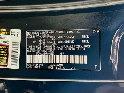 Used 2024 Toyota Grand Highlander AWD image 34