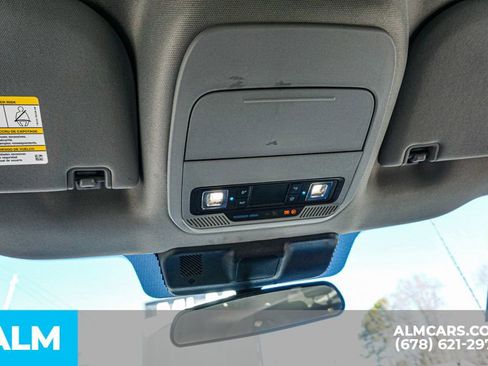 Used 2025 Ford F250 XLT image 32