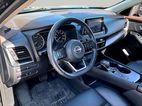 Certified 2023 Nissan Rogue SV w/ SV Premium B Package FWD image 16