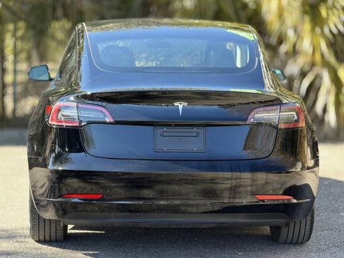 Used 2023 Tesla Model 3 Standard Range image 14