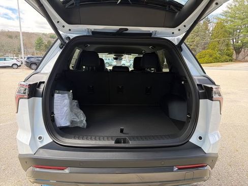 New 2026 Chevrolet Equinox ACTIV w/ Convenience Package III FWD image 12