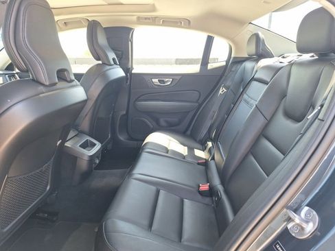 Used 2024 Volvo S60 B5 Core FWD image 15