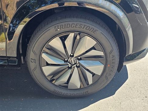 New 2025 Nissan Ariya AWD image 29