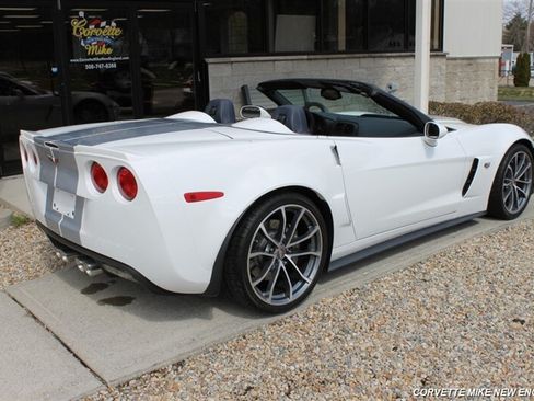 Used 2013 Chevrolet Corvette 427 w/ 1SC Preferred Equipment Group RWD image 32