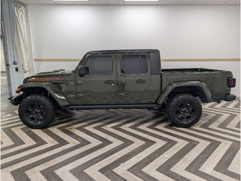 Used 2022 Jeep Gladiator Mojave w/ Trailer Tow Package AWD/4WD image 3