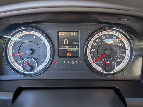 Used 2019 RAM 1500 Classic Warlock image 24