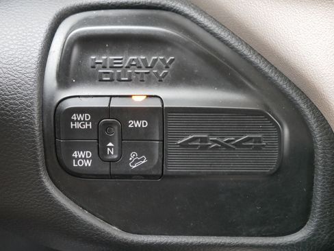 Used 2019 RAM 2500 Laramie image 10