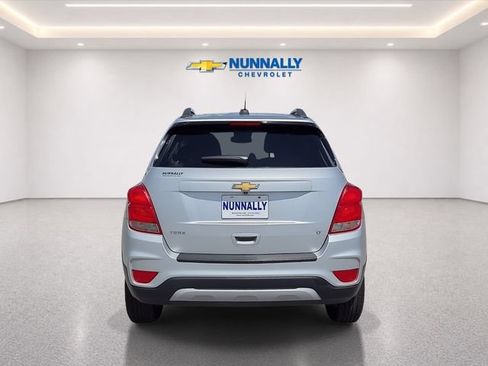 Used 2017 Chevrolet Trax LT FWD image 4