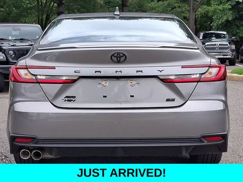 Used 2025 Toyota Camry SE w/ Convenience Package AWD/4WD image 5