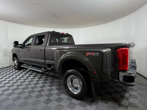 Used 2024 Ford F350 XLT w/ FX4 Off-Road Package AWD/4WD image 3