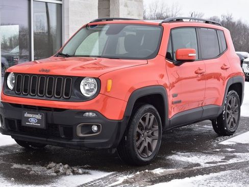 Used 2016 Jeep Renegade 75th Anniversary image 9
