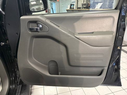 Used 2019 Nissan Frontier SV w/ Value Truck Package image 30