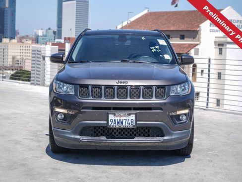 Used 2019 Jeep Compass Latitude FWD image 2