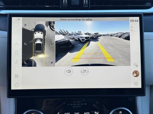 New 2026 Jaguar F-PACE R-Dynamic S image 21