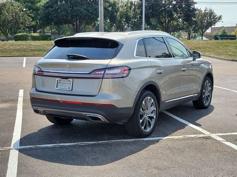 Used 2023 Lincoln Nautilus Reserve AWD/4WD image 4