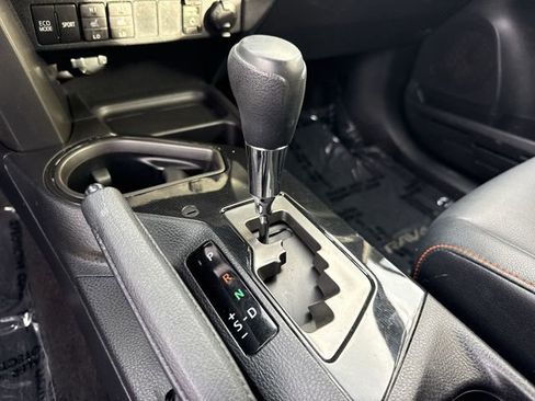 Used 2016 Toyota RAV4 SE image 19