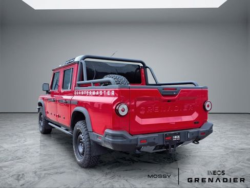 Used 2025 INEOS Grenadier AWD/4WD image 2
