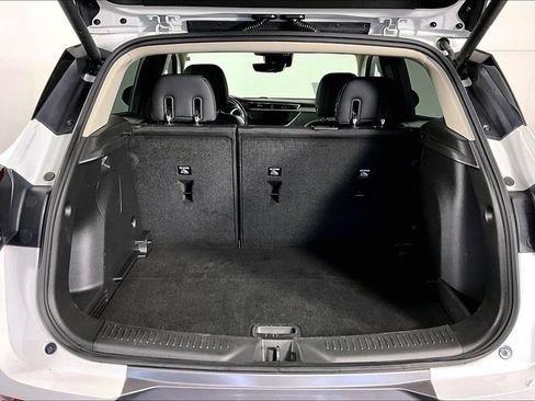 Certified 2022 Buick Encore GX Essence w/ Advanced Technology Package AWD/4WD image 29