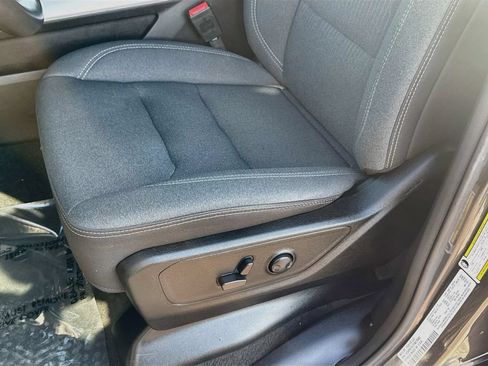 Used 2023 RAM 1500 Big Horn AWD/4WD image 16