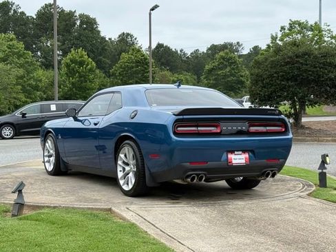 Used 2021 Dodge Challenger R/T Scat Pack w/ Driver Convenience Group RWD image 5