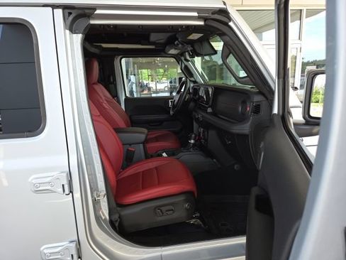 Used 2024 Jeep Wrangler Unlimited Rubicon 392 AWD/4WD image 48
