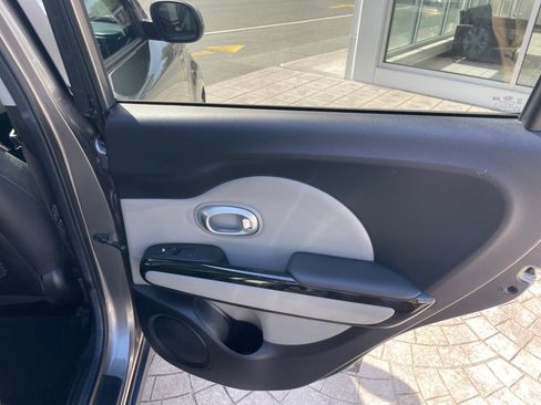 Used 2020 Kia Soul EX image 36