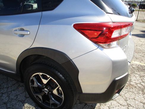 Used 2018 Subaru Crosstrek 2.0i Premium w/ Eyesight System image 16