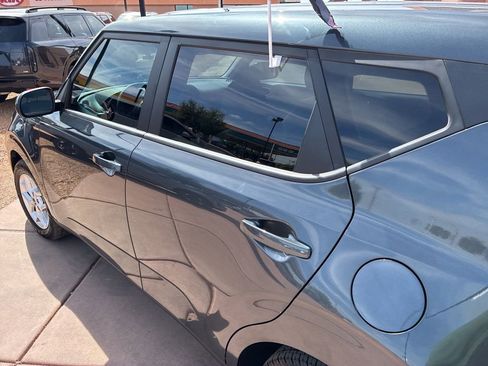 Certified 2025 Kia Soul LX w/ LX Technology Package image 14