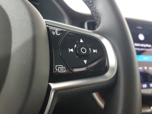 Used 2024 Volvo XC60 B5 Plus w/ Protection Package Premier AWD/4WD image 28