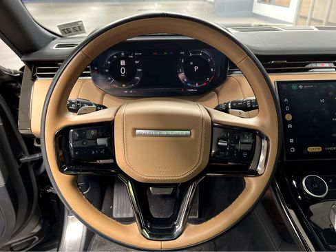 Used 2023 Land Rover Range Rover Sport SE Dynamic image 12